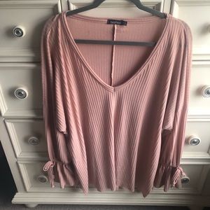 Dusty pink v-neck